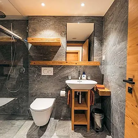 Belmont Aparthotel